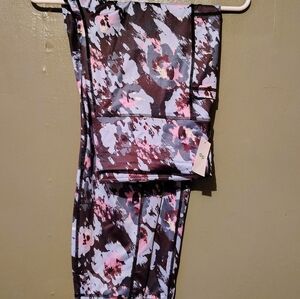 Ladies XXL Athletic Leggings